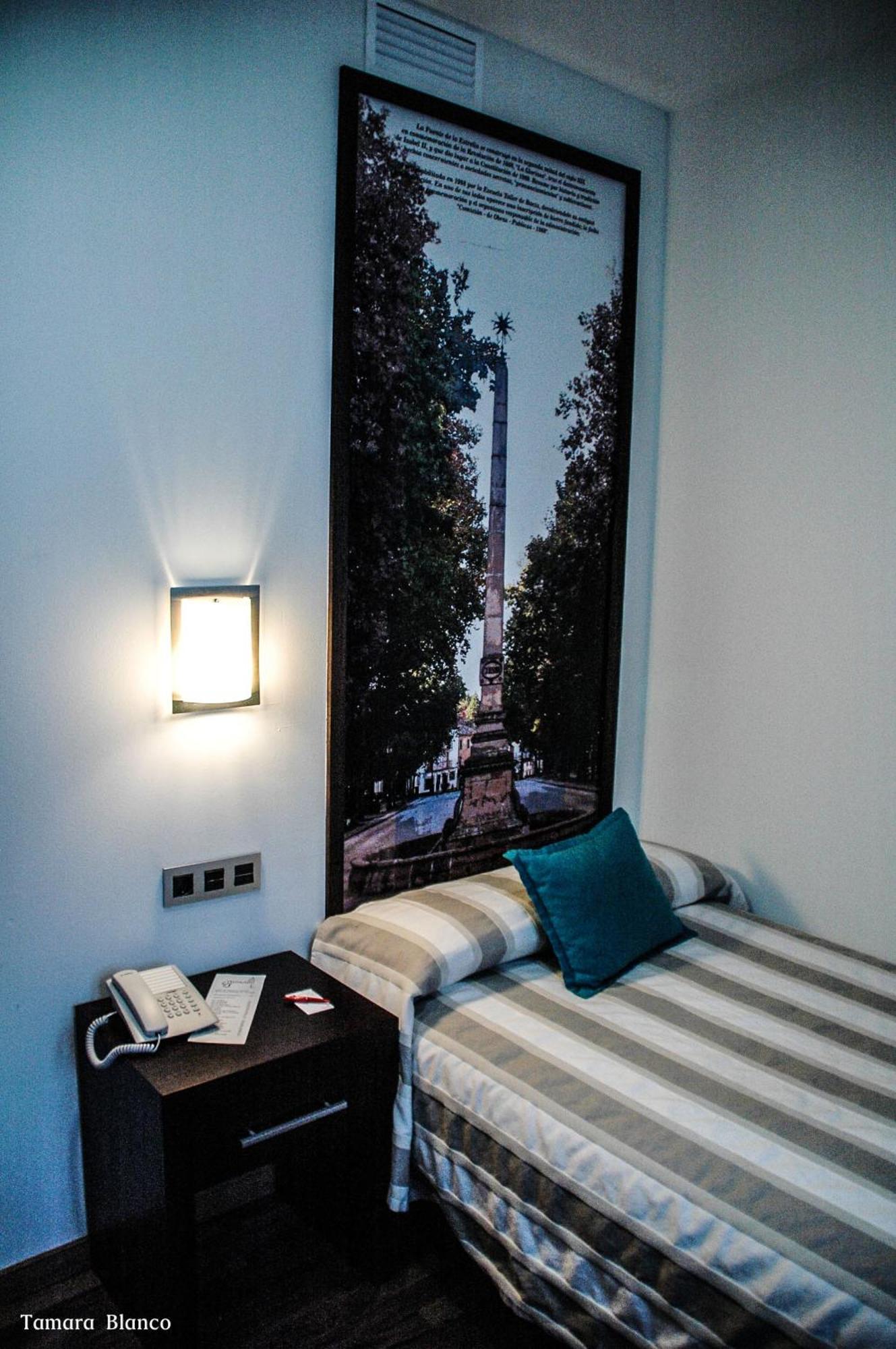 Hostal Aznaitin Baeza Quarto foto