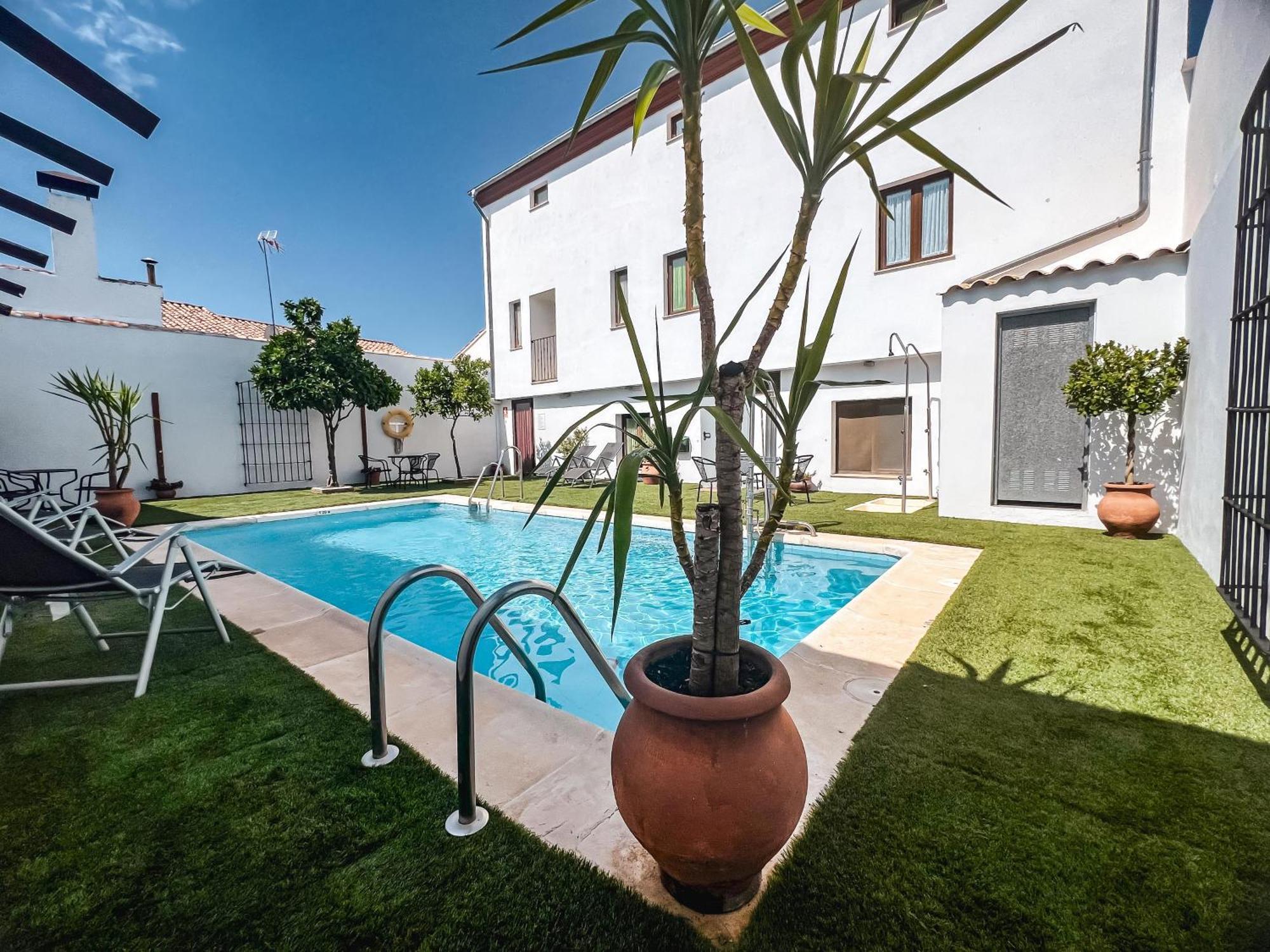 Hostal Aznaitin Baeza Exterior foto