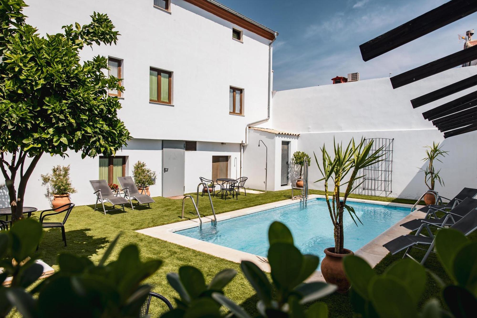 Hostal Aznaitin Baeza Exterior foto