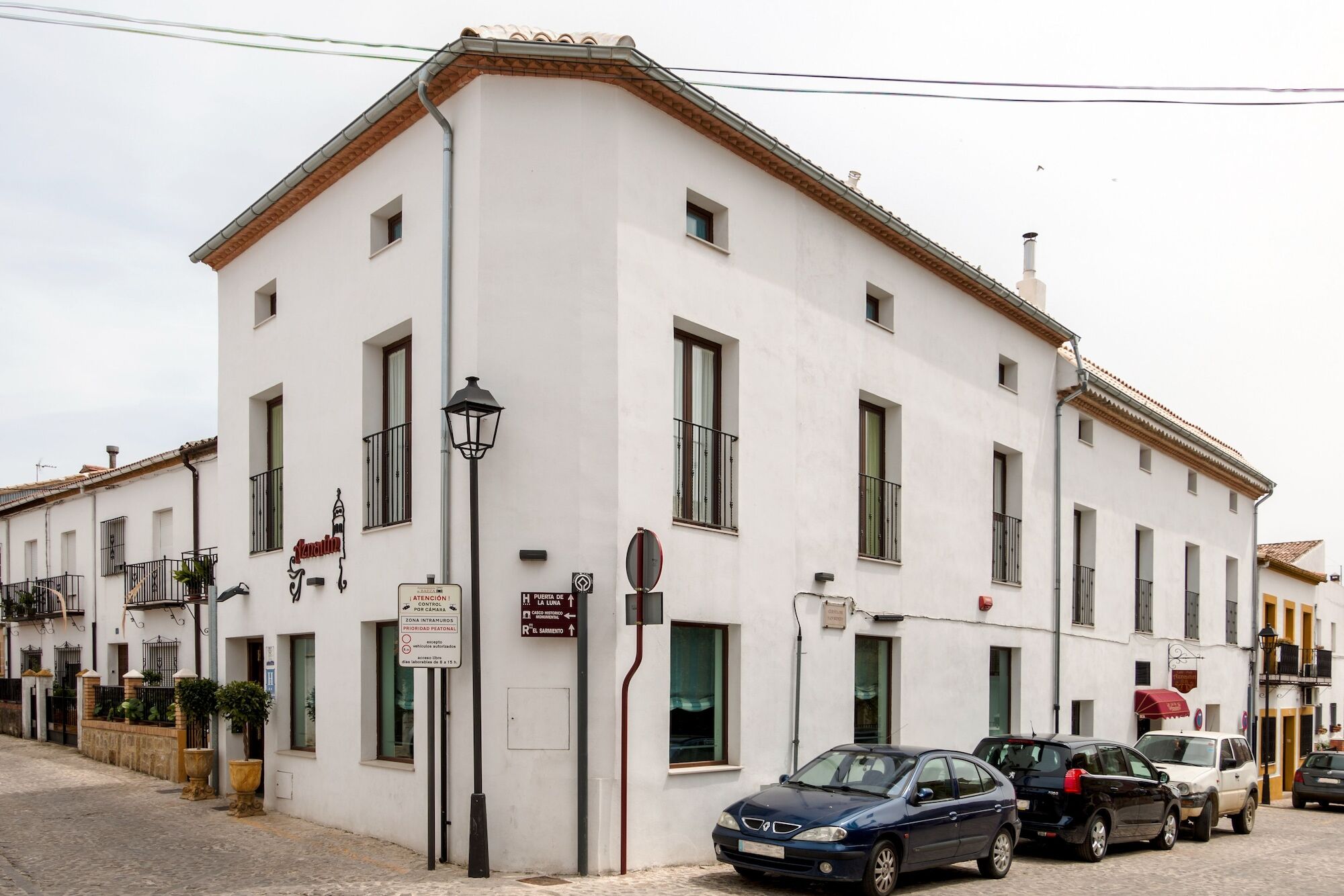 Hostal Aznaitin Baeza Exterior foto
